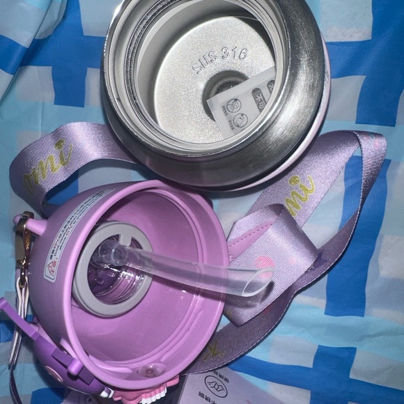 KUROMI SANRIO Thermos - Picture 3 of 7